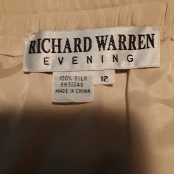 Light pink silk jacket and matching long skirt - Picture 13 of 13